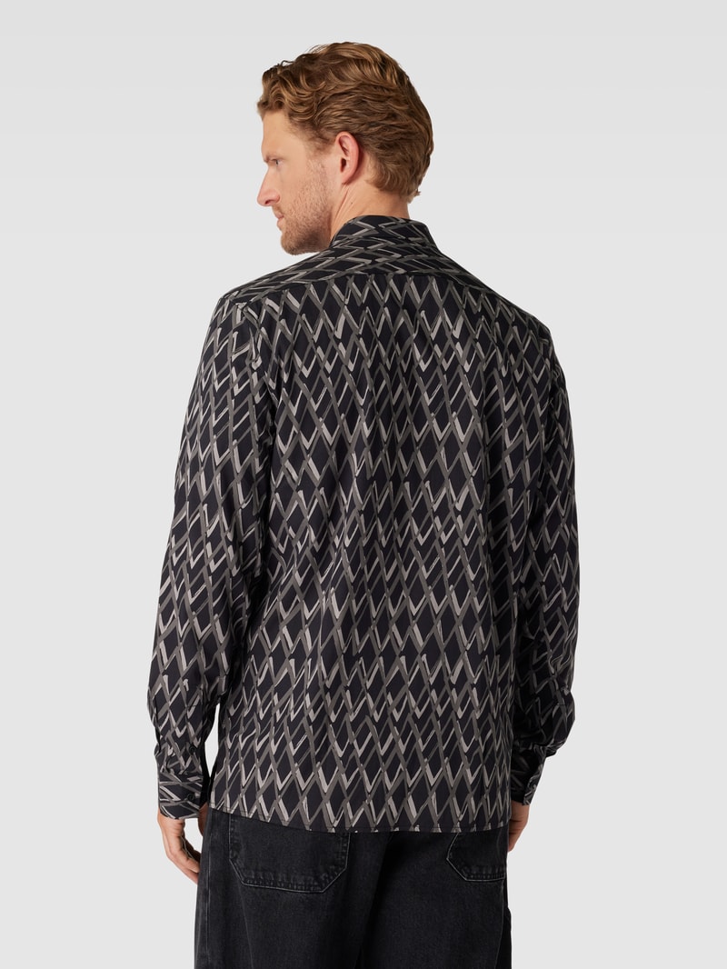 Straight Fit Freizeithemd mit Zickzack-Muster in schwarz