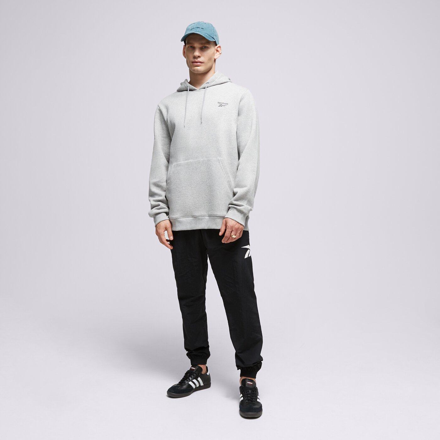 REEBOK HOODIE RI LEFT CHEST LOGO HOOD Grau