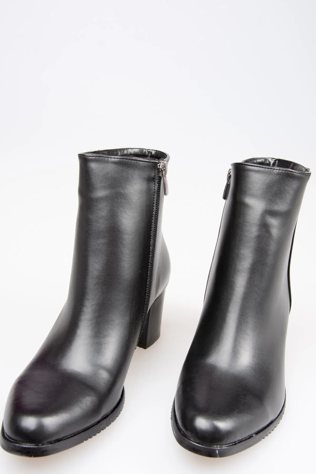 Fox Shoes  Schwarze Damenstiefel G654013109