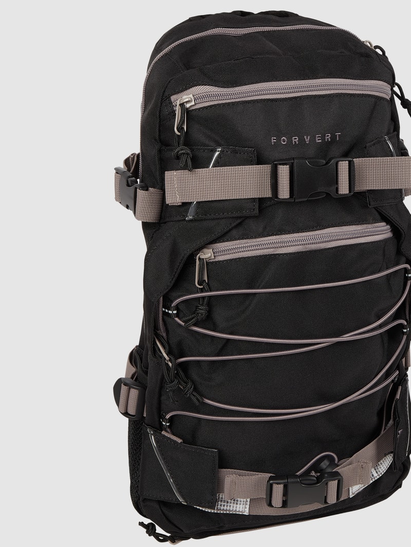Rucksack mit Außenfächern Modell 'Louis' in schwarz