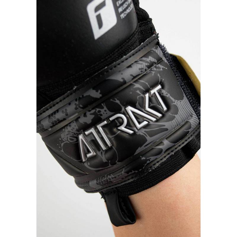 Reusch Attrakt Infinity Torwarthandschuhe