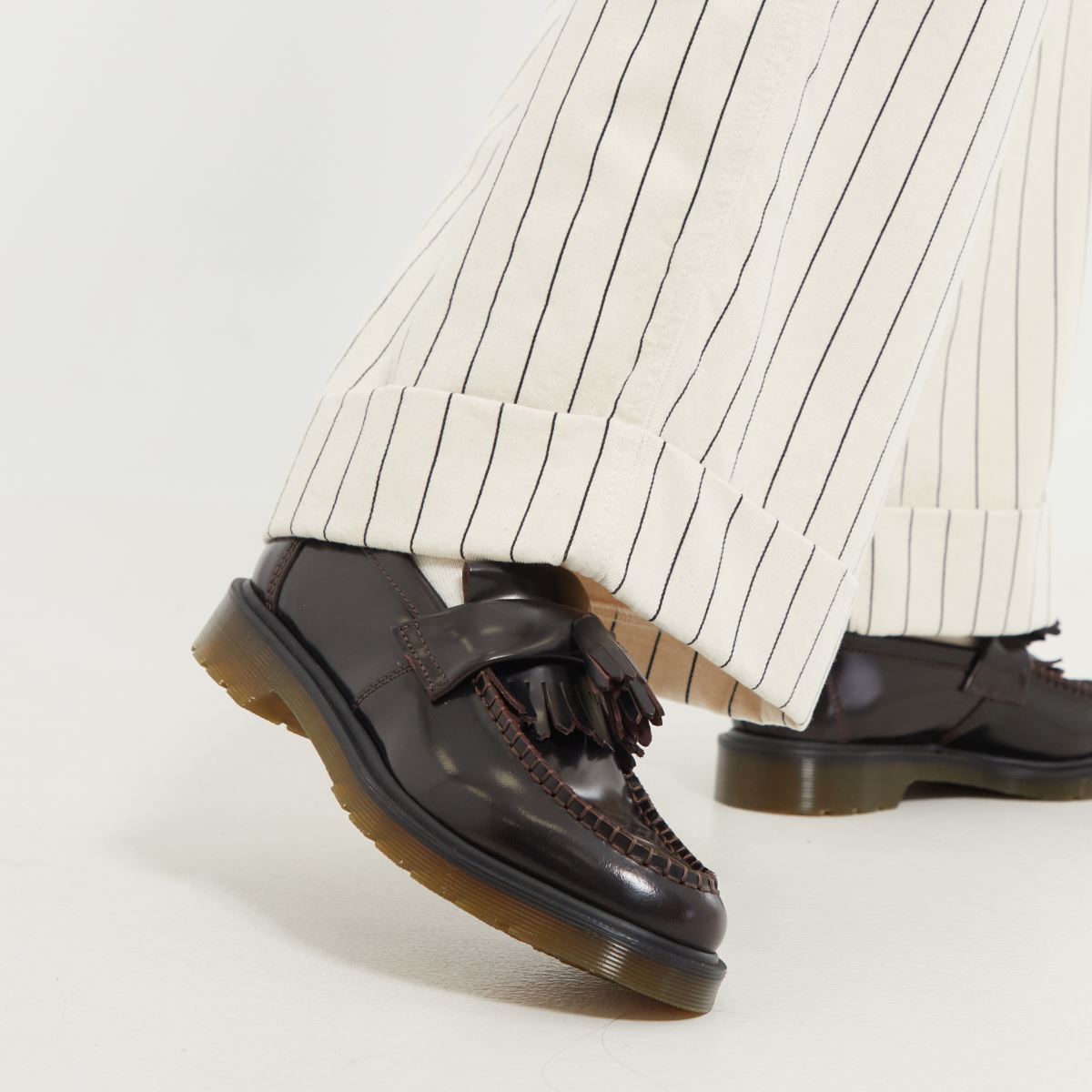 Dr Martens – Adrian – Vinröda, platta loafers