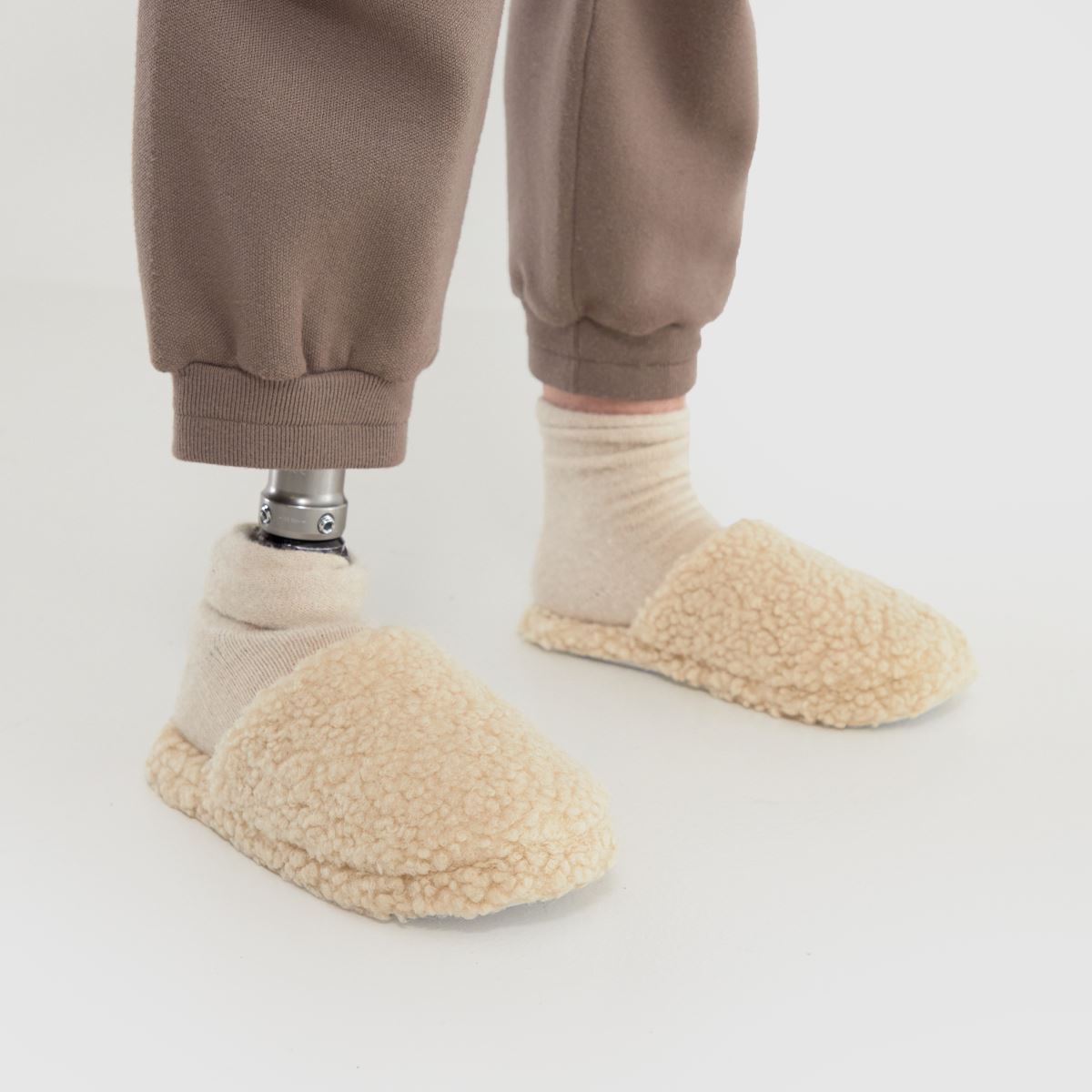 Schuh – Harmony Borg – Naturfärgade mule-tofflor