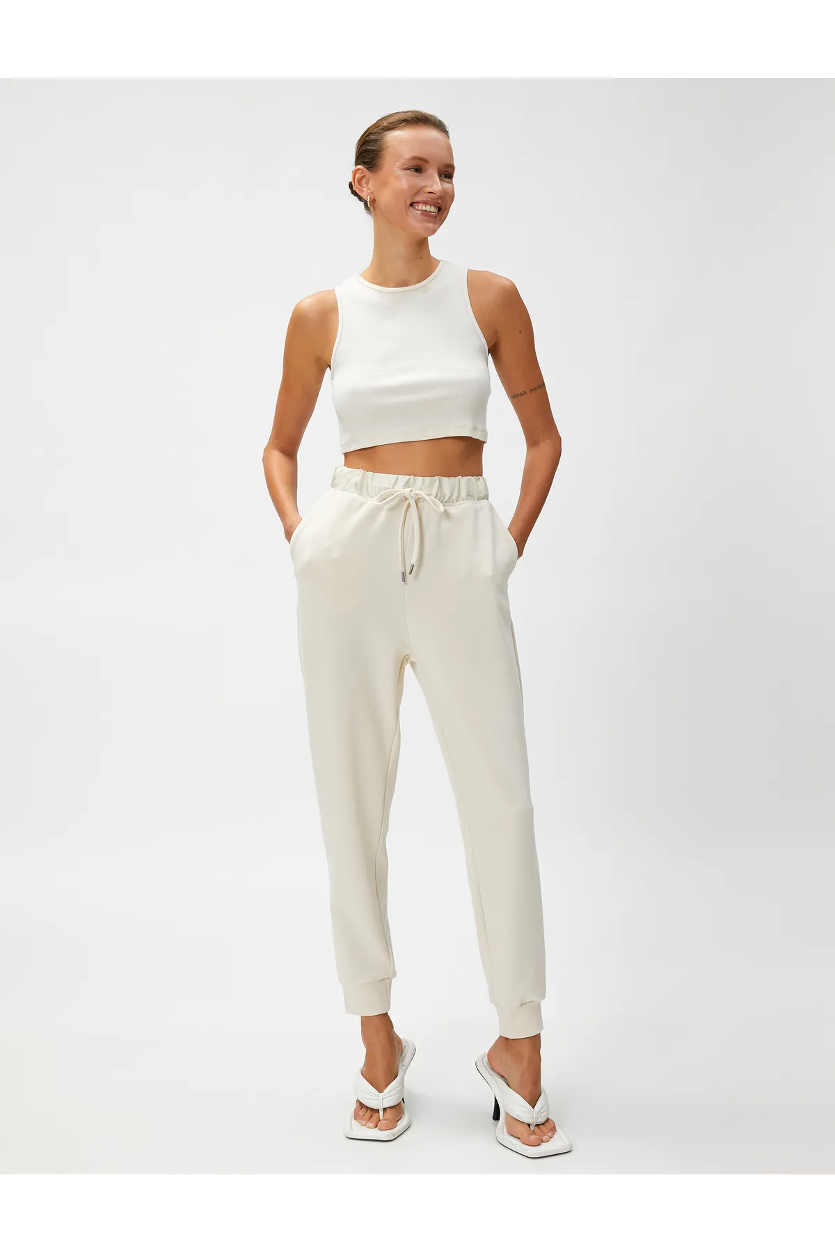 Koton  Joggerhose aus Modalmischung mit Bindegürtel