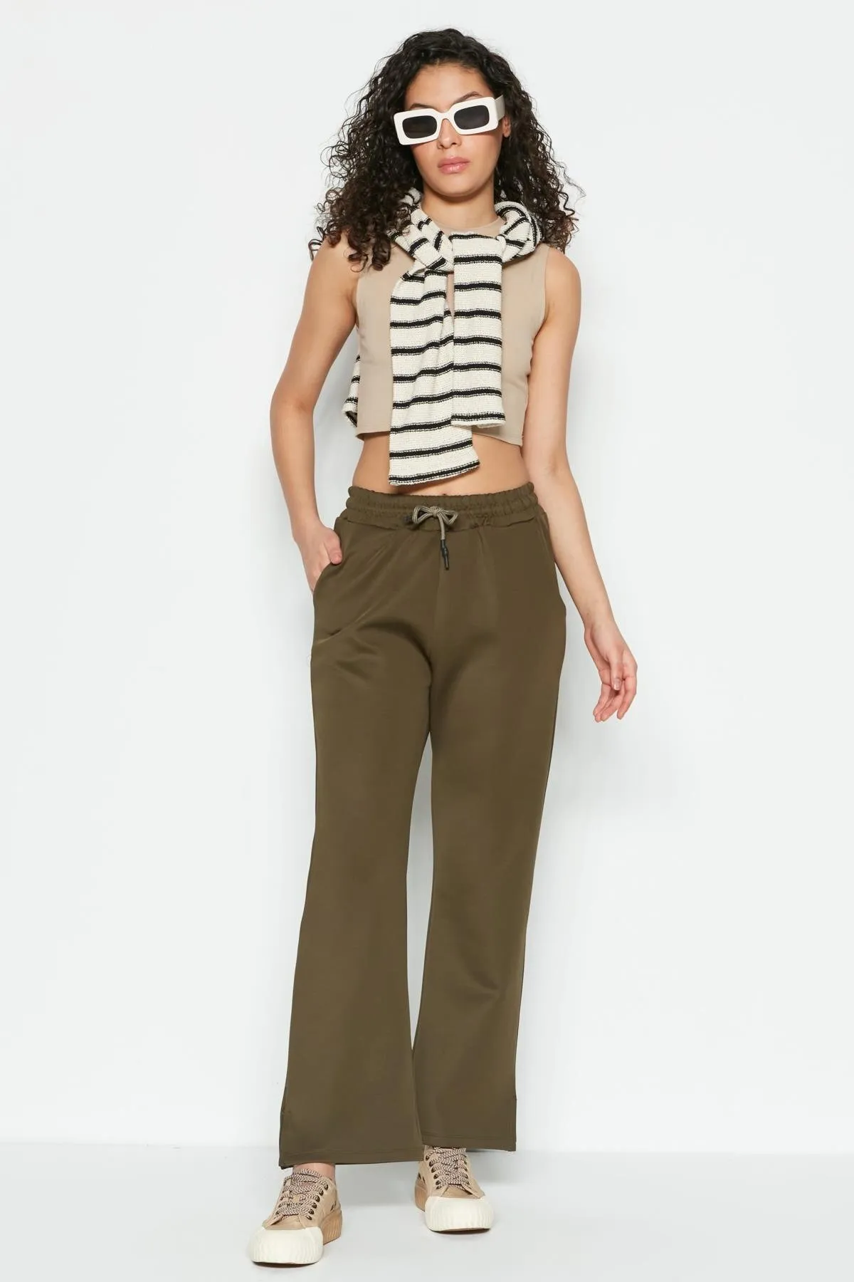 C&City  Jogginghose mit Schlitz und spanischem Bein, 843 Khaki