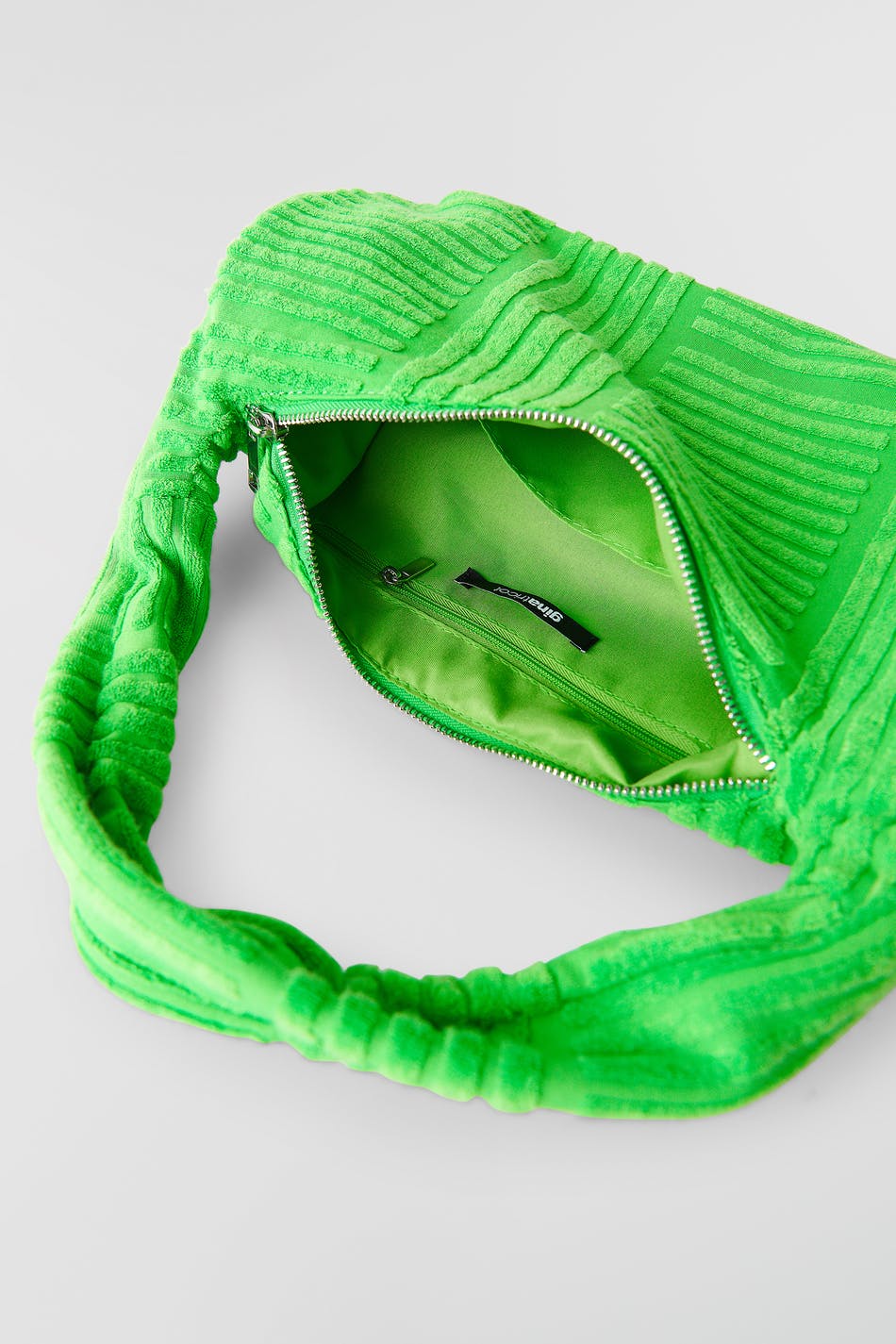 Lisa terry bag