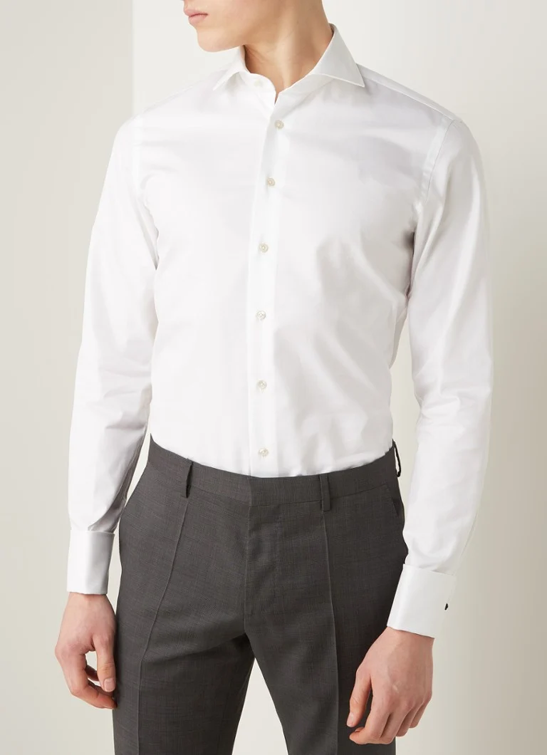 Camisa Profuomo Royal Twill nº 7 de corte slim com punhos duplos.
