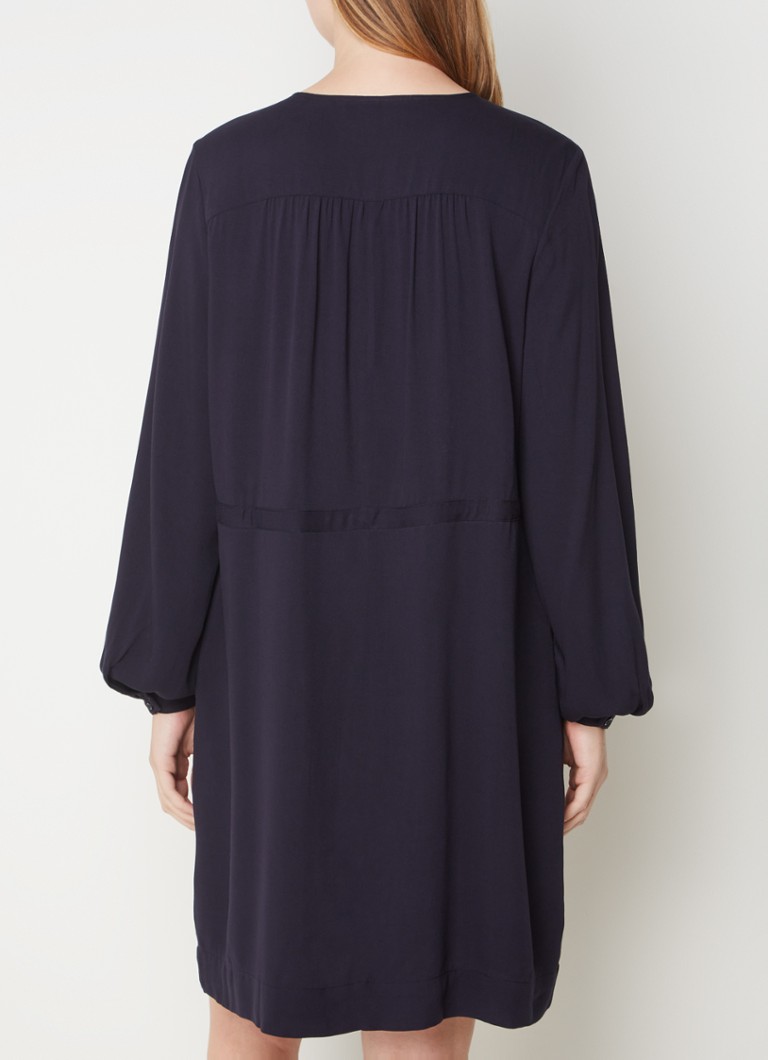 Abito corto a blusa Malvinaa di ARMEDANGELS con tasche laterali e maniche a sbuffo