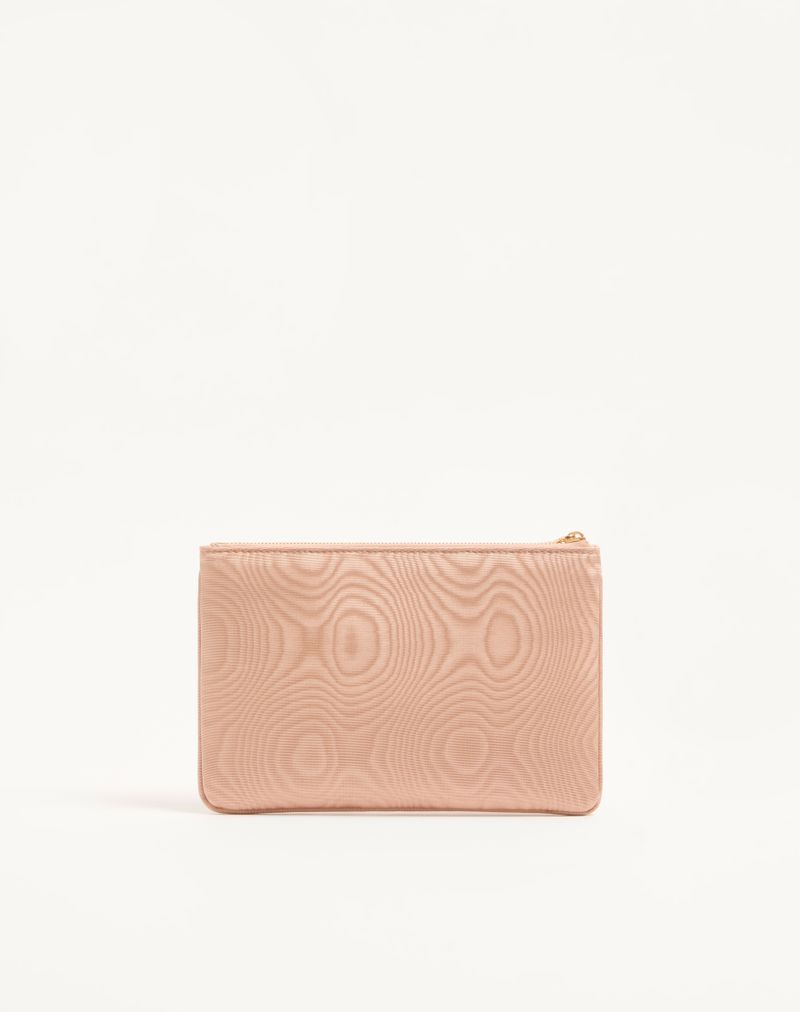 Clutch VLogo Signature em tecido moiré com logo de joia