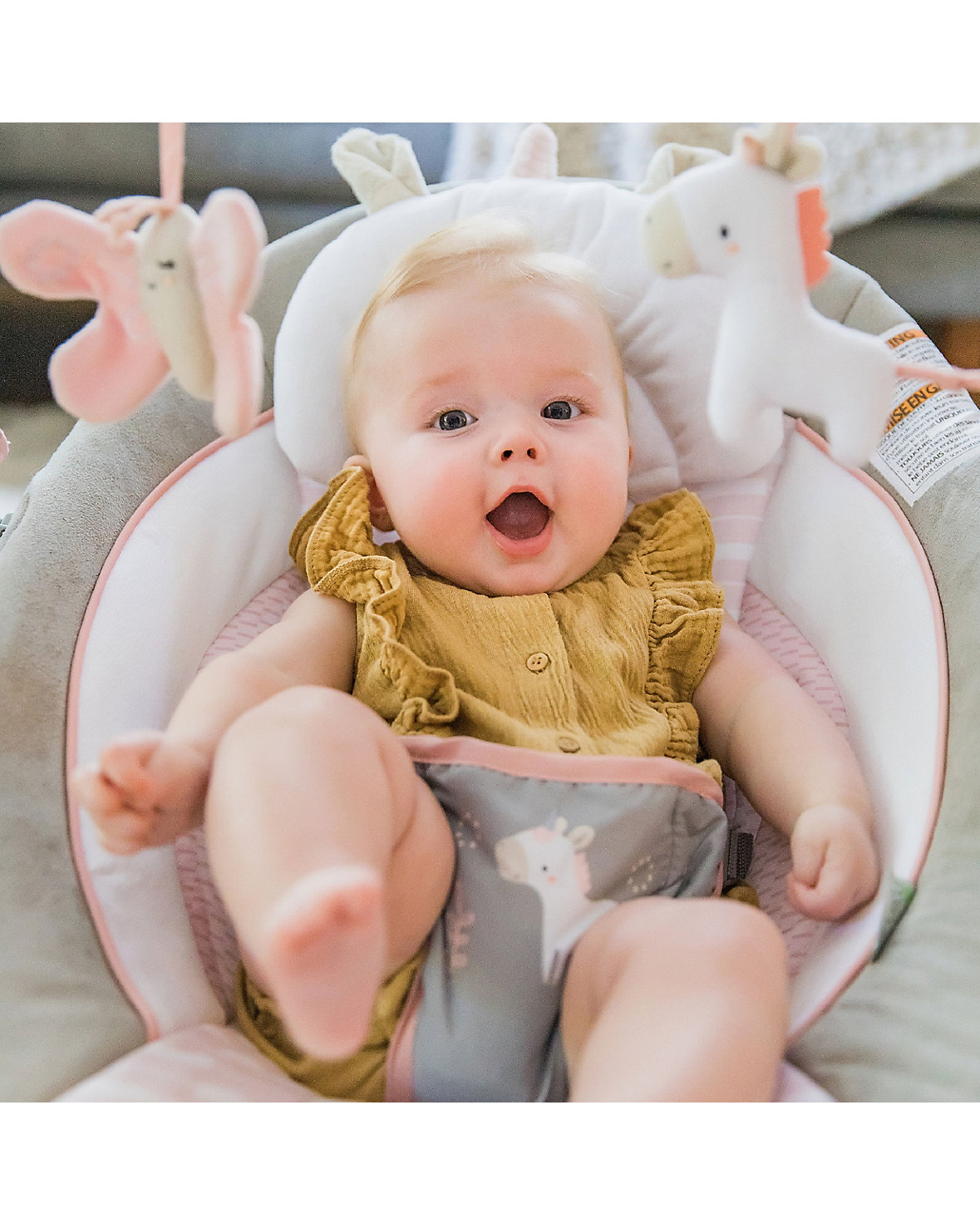 Babywippe Flora, inkl. Musik und Vibrationsbewegungen