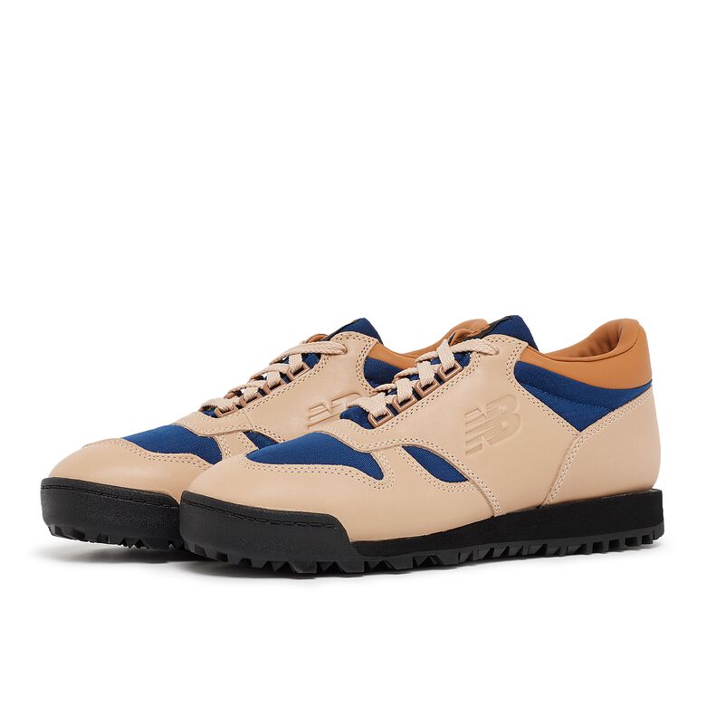 New Balance Rainier Low beige