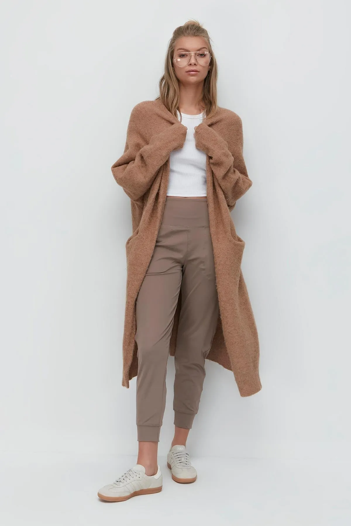 C&City  Jogginghose mit hoher Taille und Bündchen an den Beinen 811 Braun