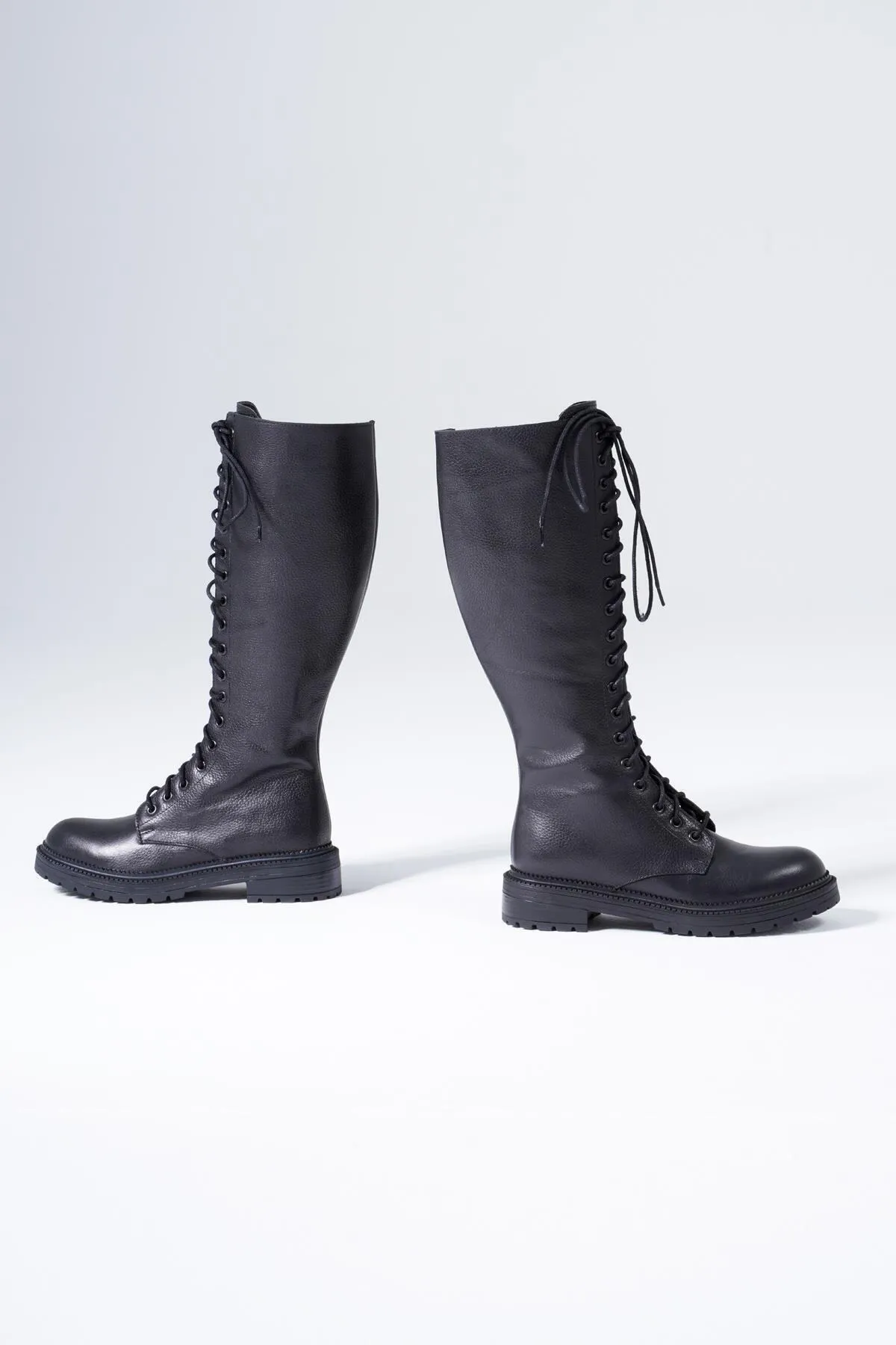 CZ London  Lange Schnürstiefel für Damen aus echtem Leder für den Winter mit rutschfester Sohle