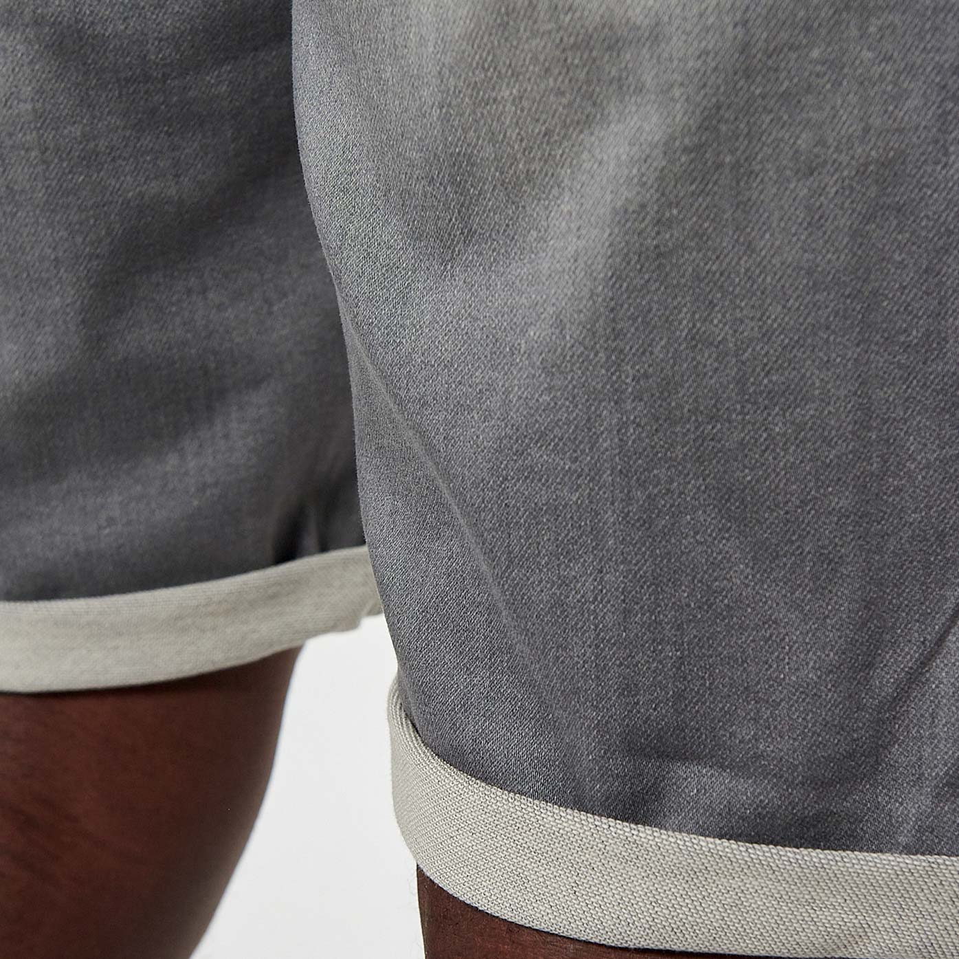 AKOS  MAN  SHORTS JEANS