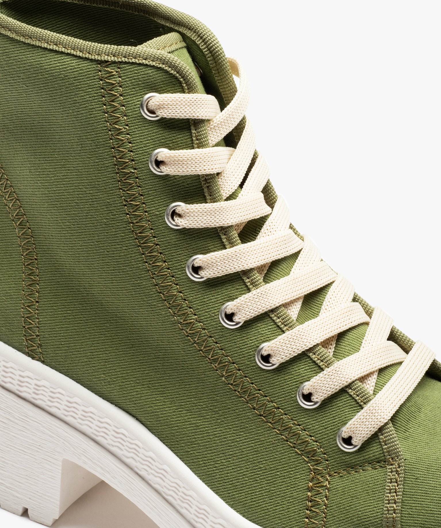 Tennis femme mid-cut en toile unie à talon et semelle crantée kaki | GEMO
