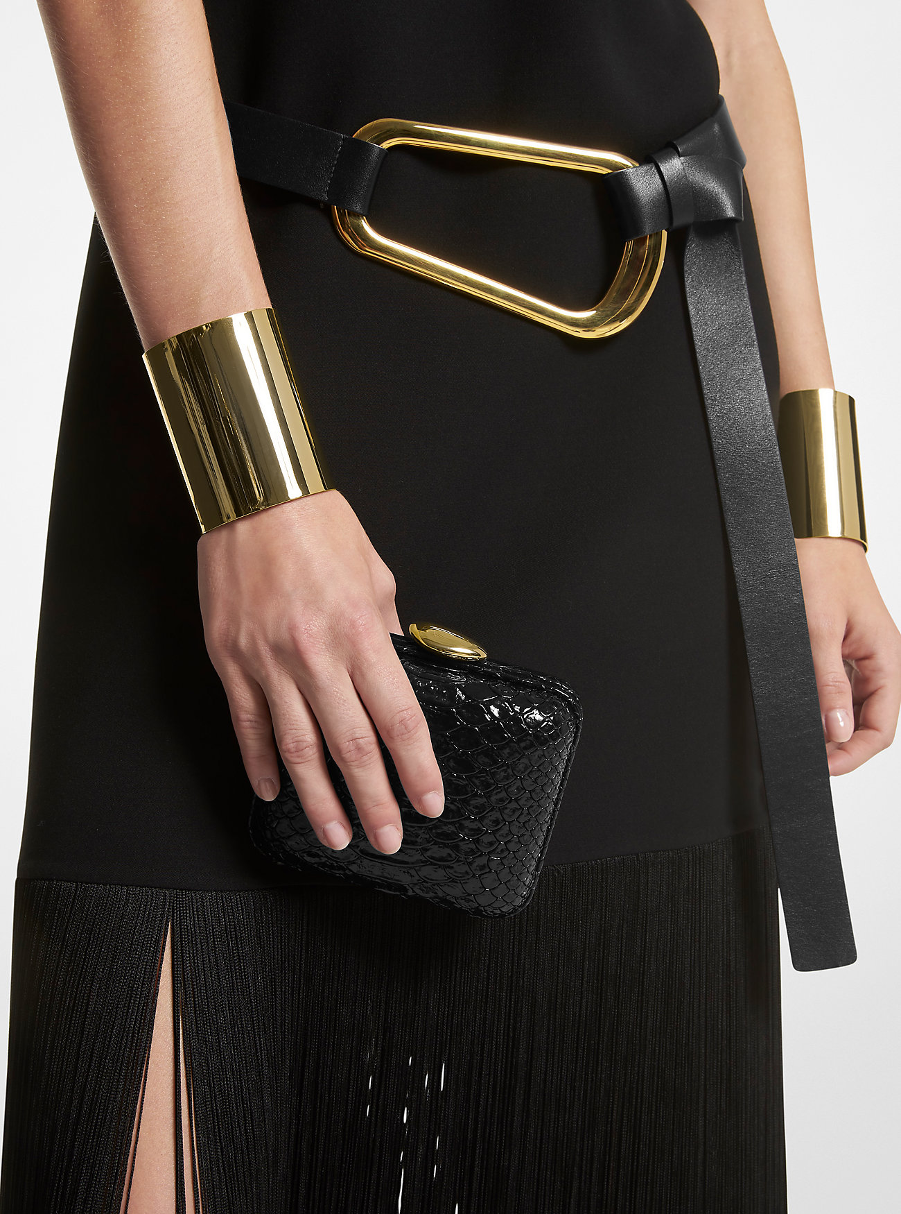 Tina Mini Python Preget Skinn Minaudière - SVART