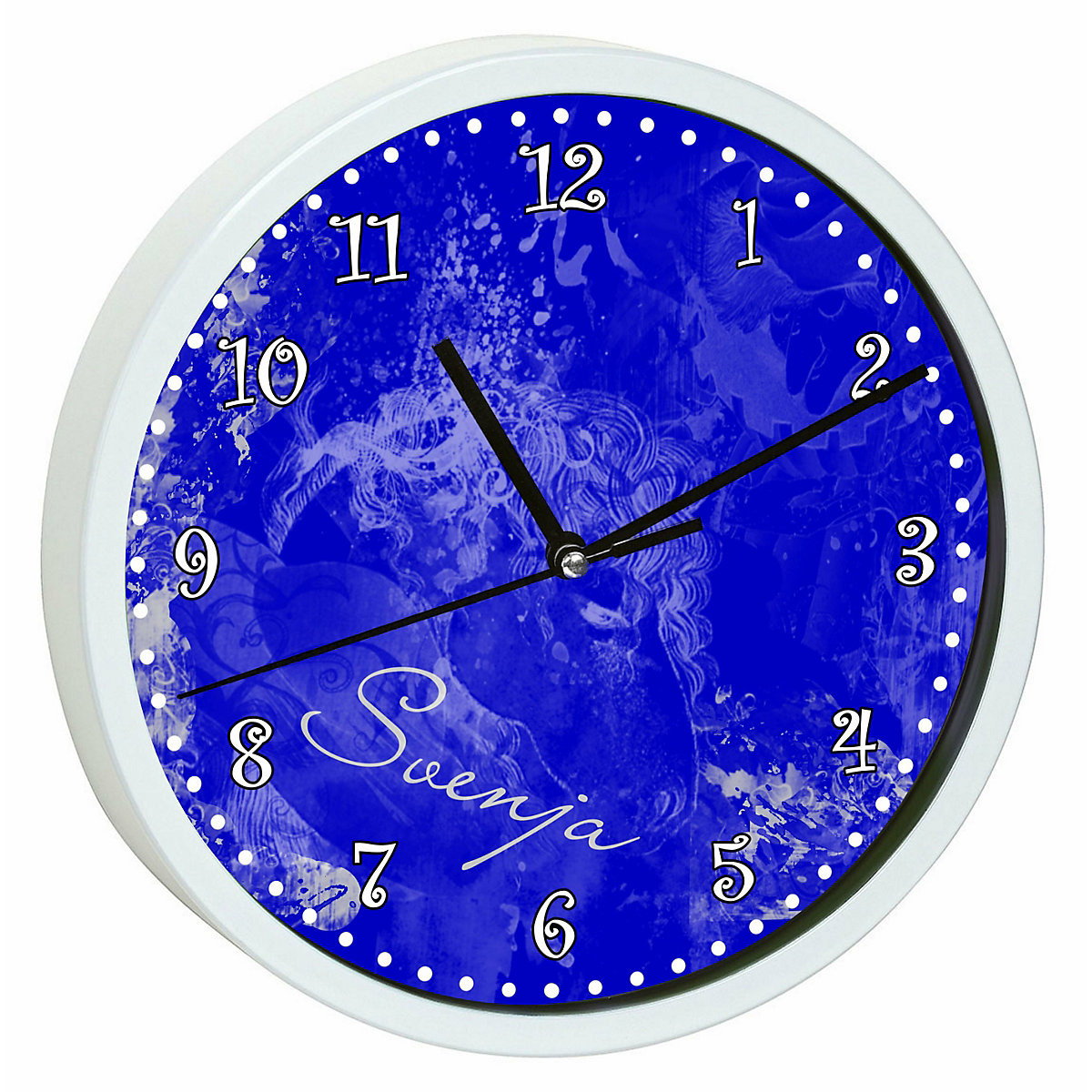 Kinder Wanduhr laufruhig personalisiert mit Name Traum Blau