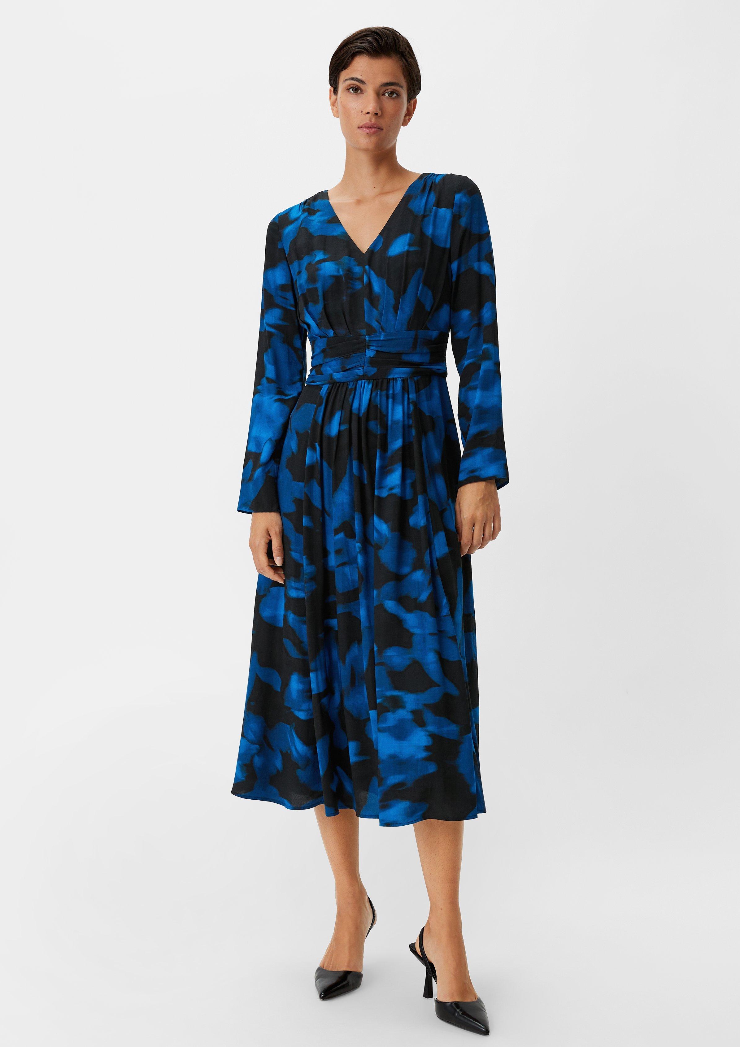 Gemustertes Midikleid aus Crêpe - schwarz