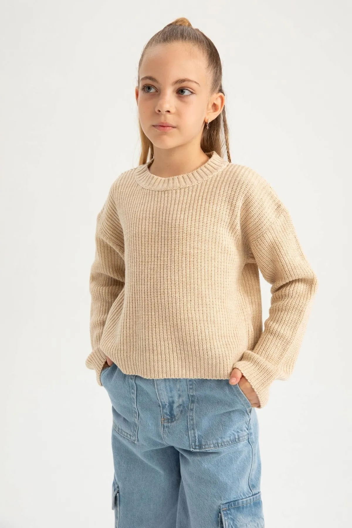 DeFacto  Basic-Pullover mit Rundhalsausschnitt für Mädchen A2293a823au