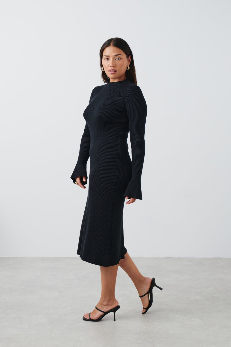 Midi knitted dress