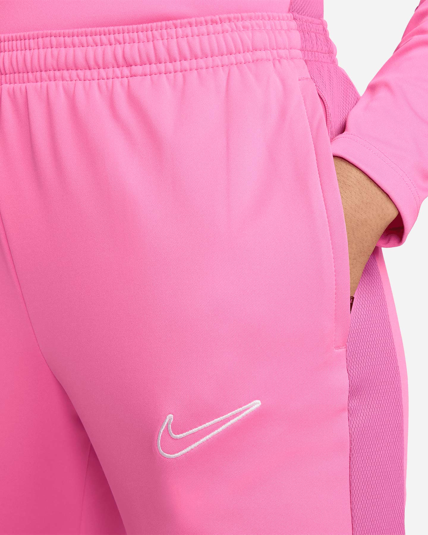 Futbalové šortky Nike Academy W DX0508-606
