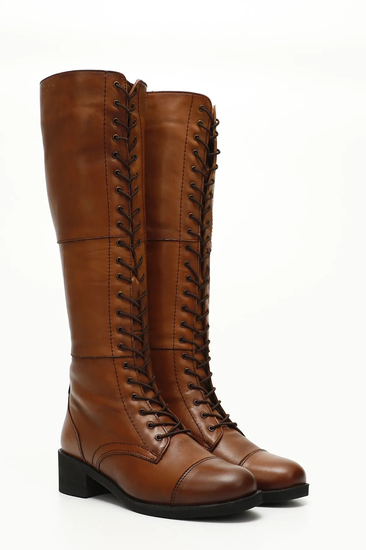 GÖNDERİ(R)  Hellbraune Antik-Gön-Damenstiefel aus echtem Leder mit runder Zehenpartie, Gummisohle und Absatz zum Schnüren für den Alltag 46577