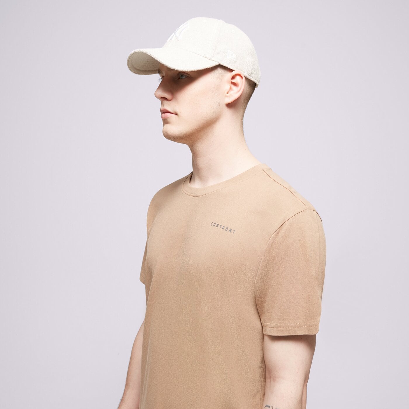 CONFRONT T-SHIRT SMALL LOGO BROWN Braun