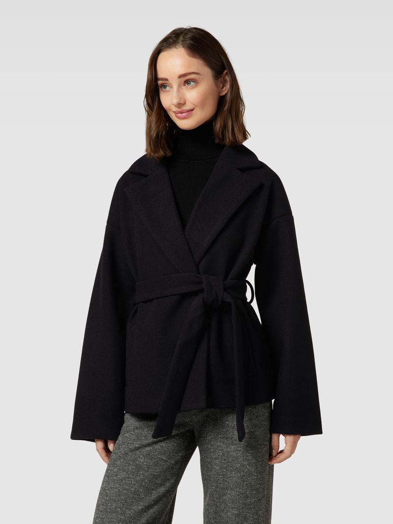 Jacke mit Bindegürtel Modell 'Jannet' in schwarz
