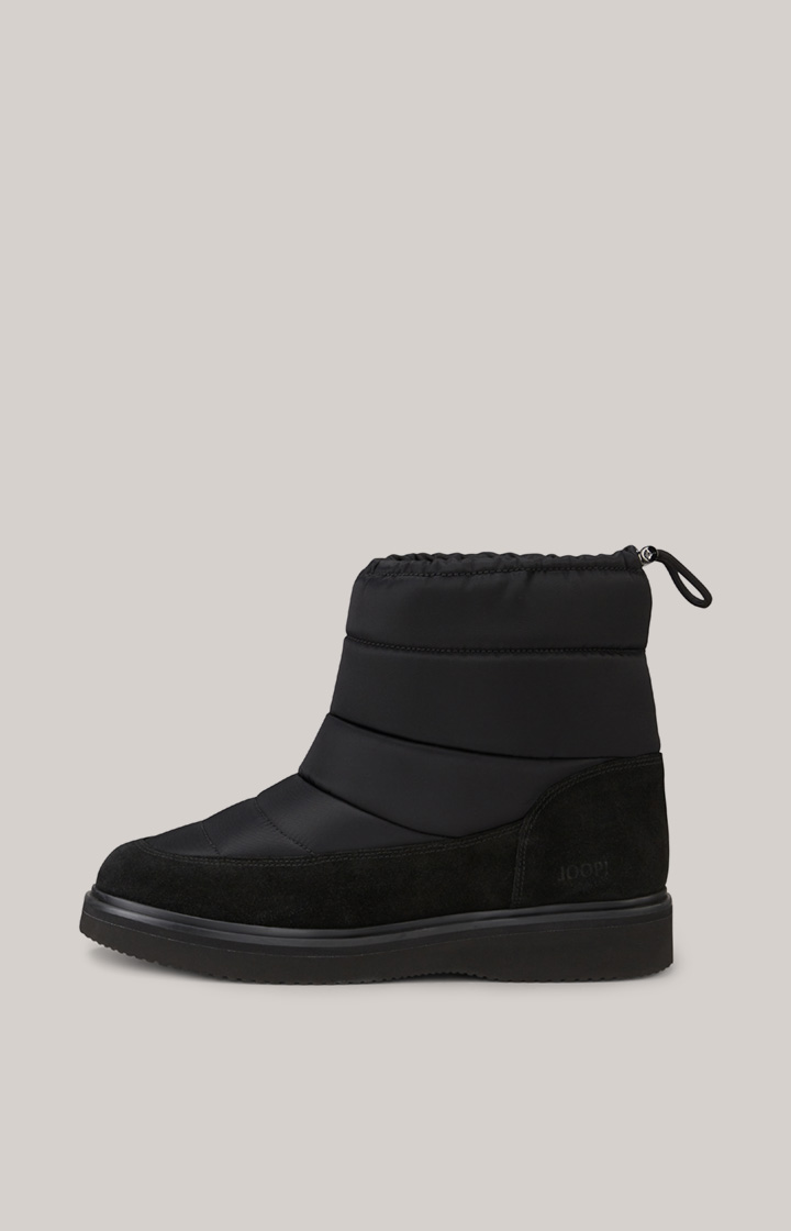Snow Boots in Schwarz