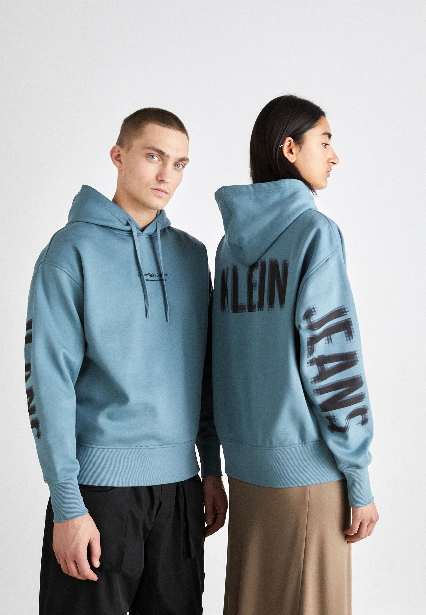 Sudadera con capucha unisex con logo Illusion de Calvin Klein Jeans