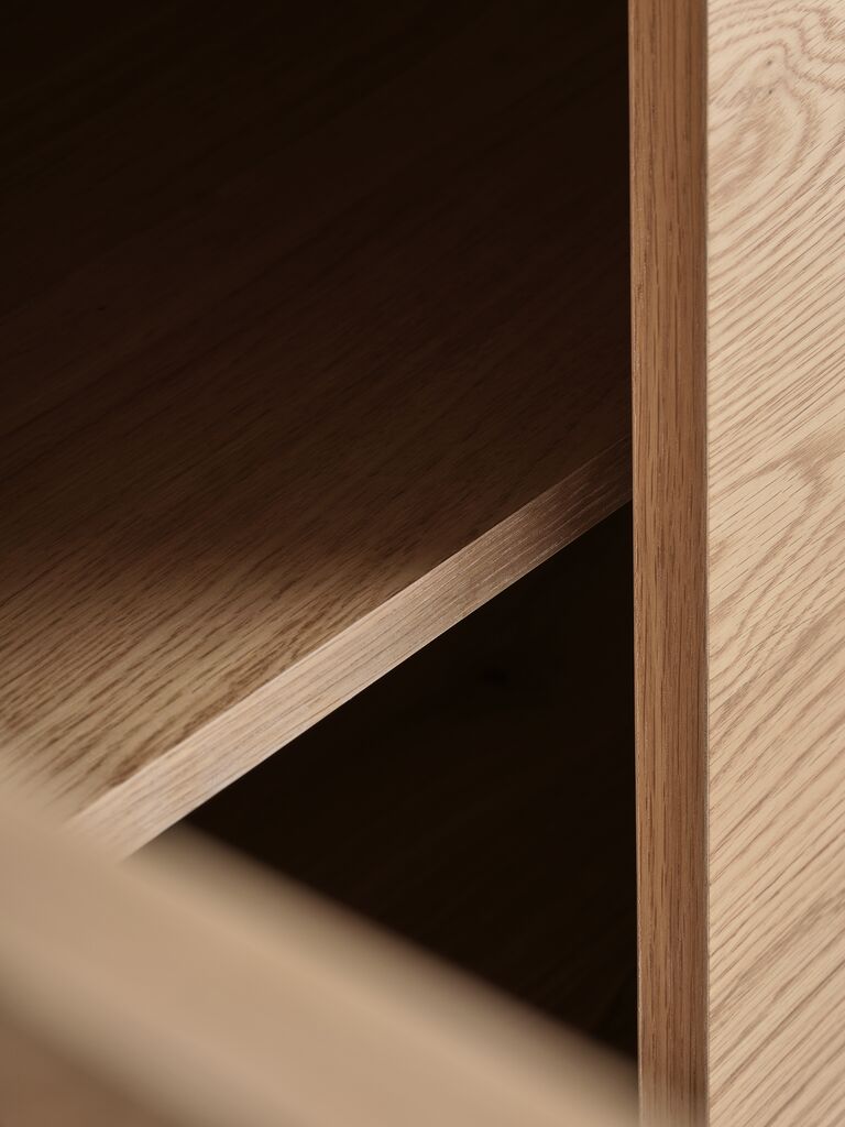 SANDBY Kommode, 2 Türen, 3 Schubladen, Eiche Natur/Schwarz