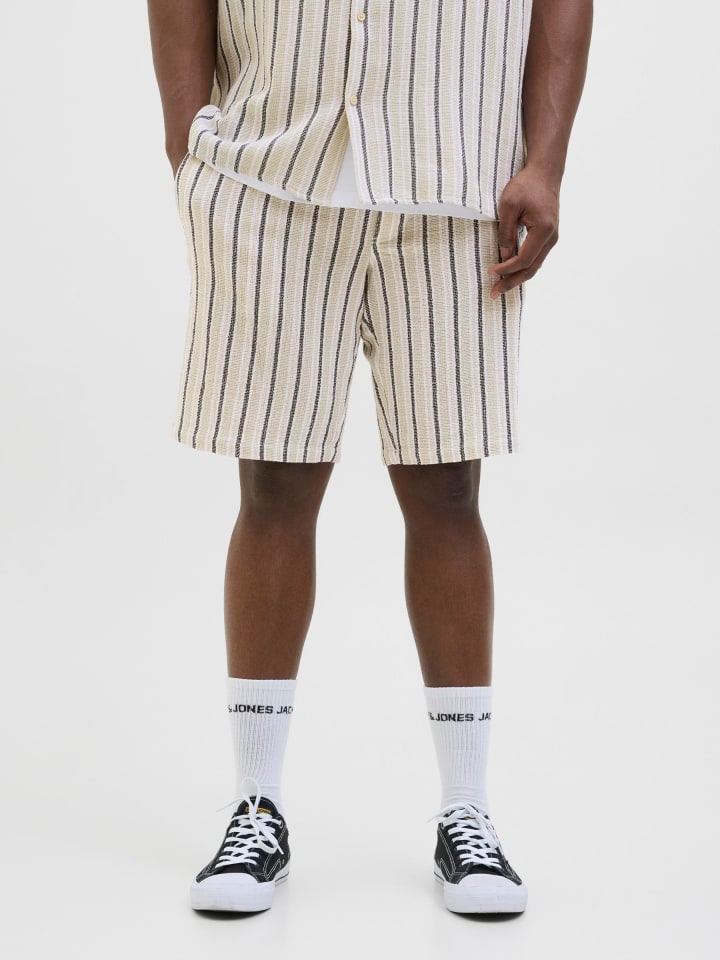 JACK & JONES PLUS Relaxed Fit Shorts in Celadon Tint günstig kaufen