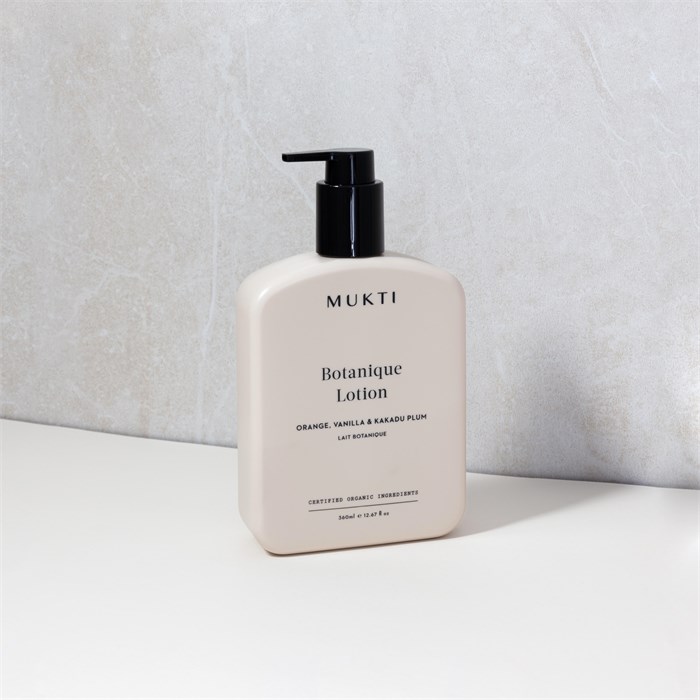 Botanique Hand & Body Lotion