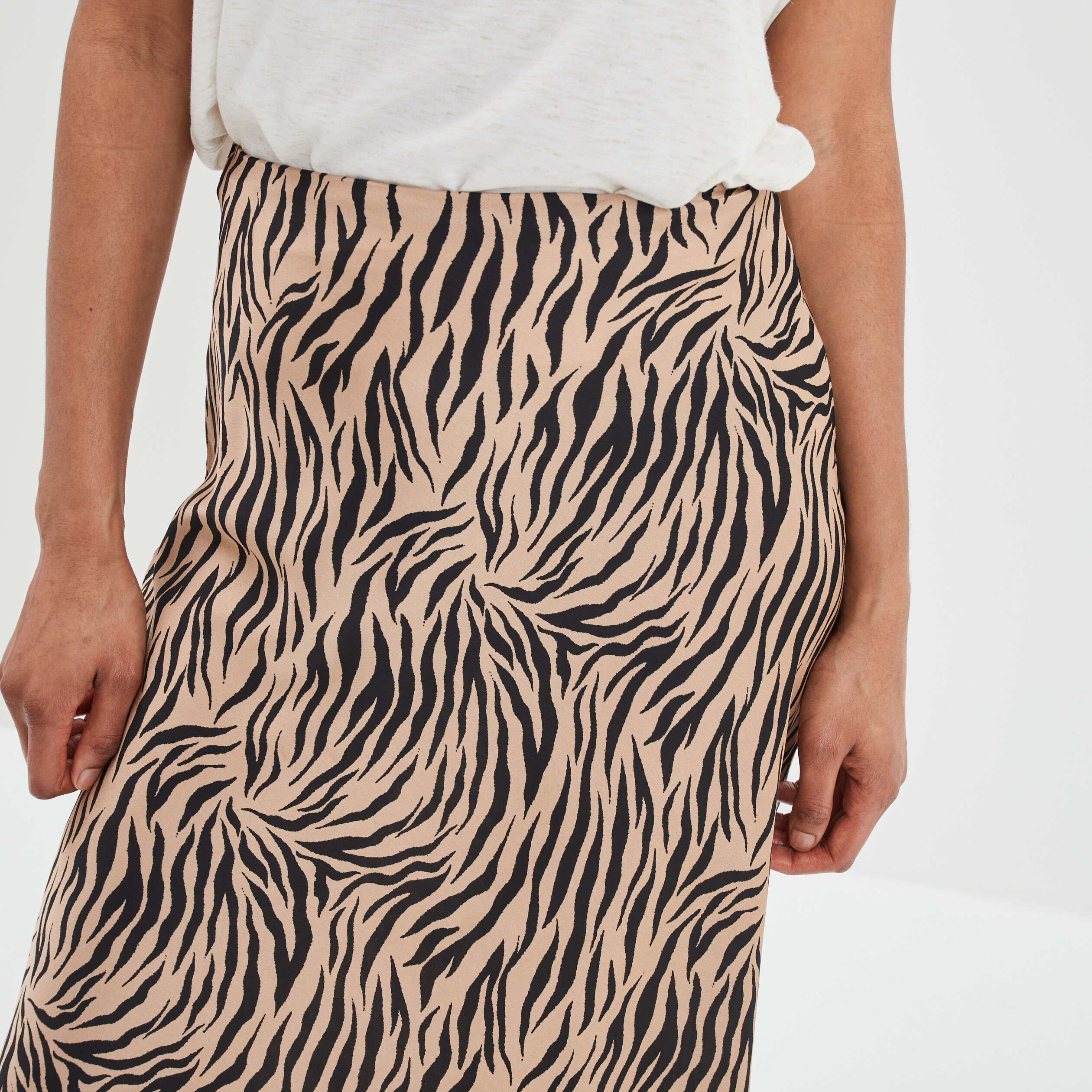 Jupe midi patineuse satinée beige femme | La Halle