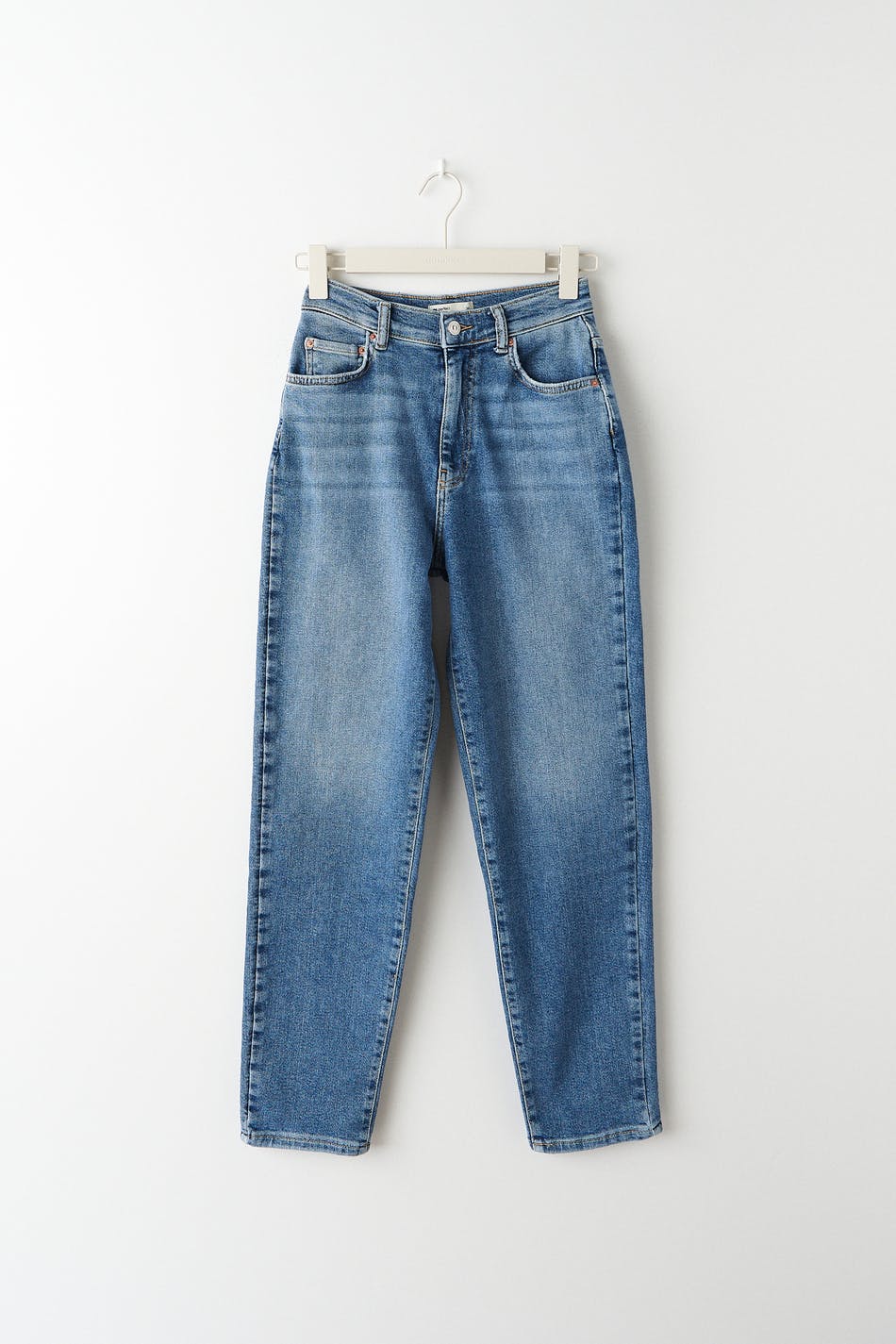 Comfy mom jeans