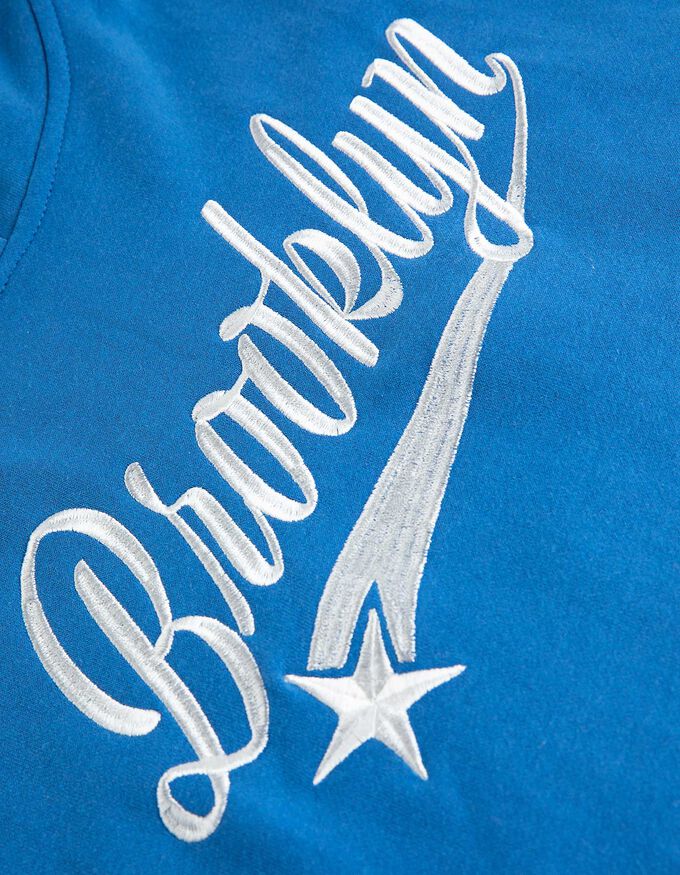 Hoodie - Stickereien
