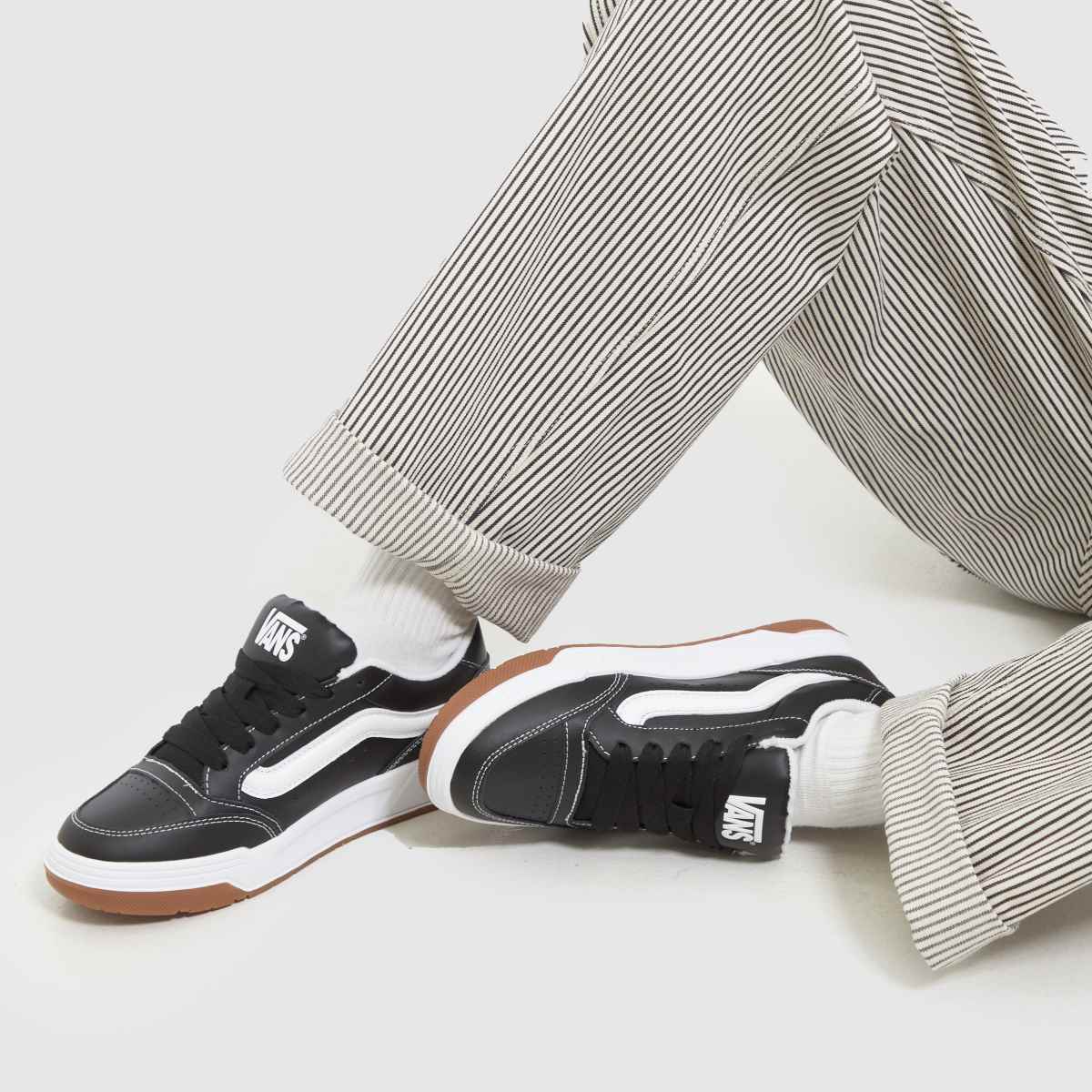 Vans Hylane-sneakers i vitt och svart