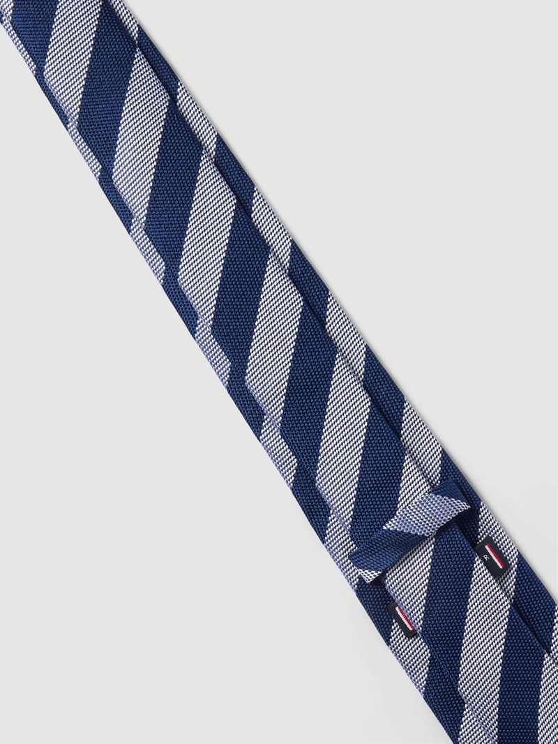 Seidenkrawatte mit Streifenmuster Modell 'WOVEN OXFORD' in hellgrau