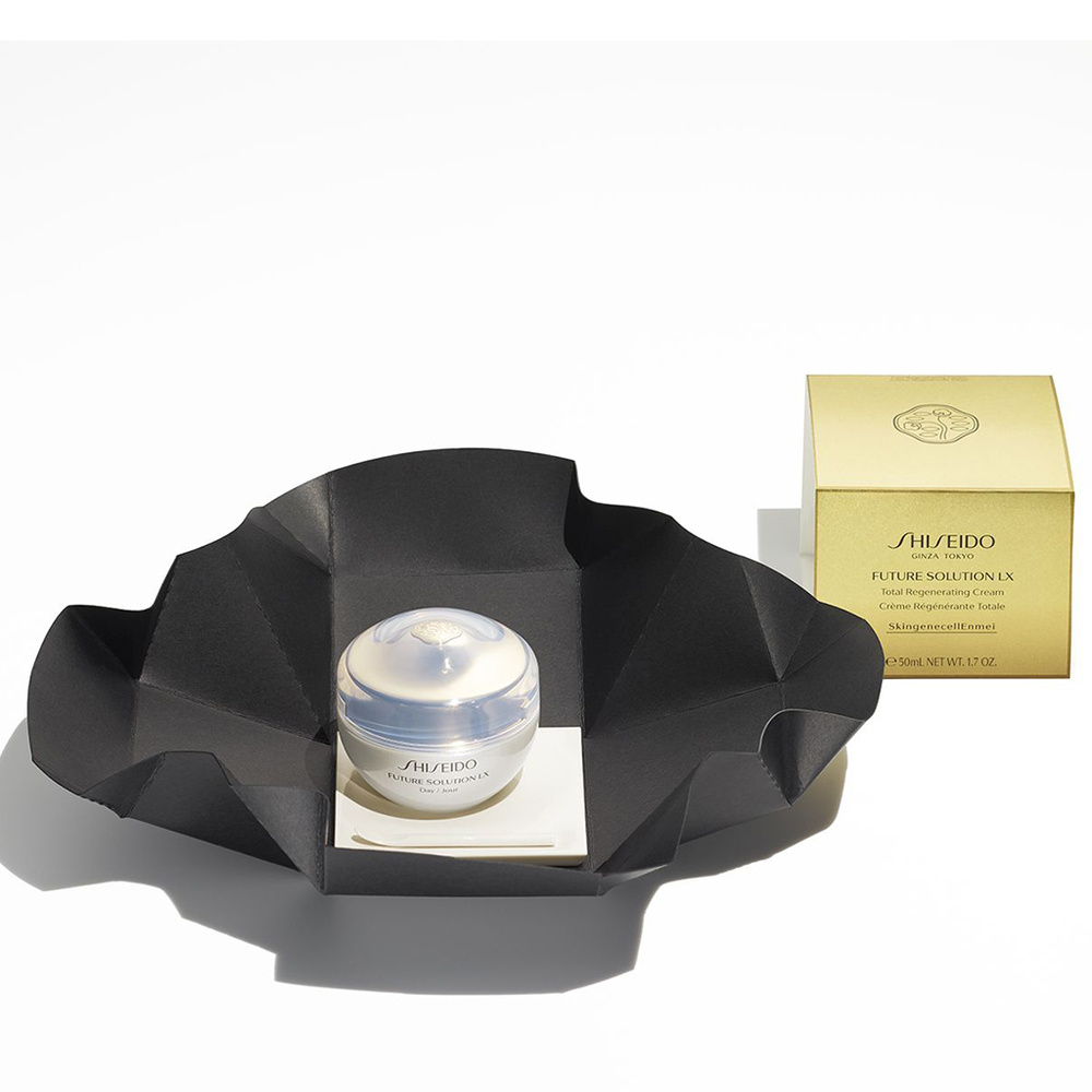 Shiseido Future Solution LX Crème Protection Tota le SPF20