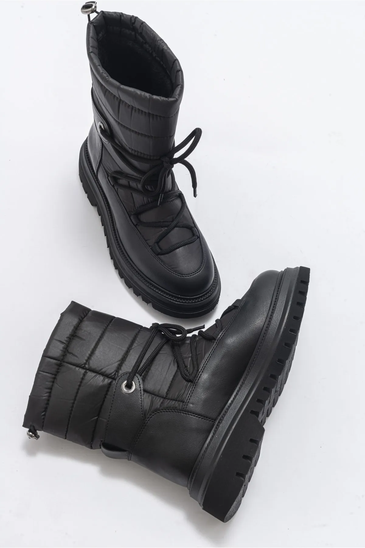LuviShoes  Weld Black Skin Damen-Schneestiefel
