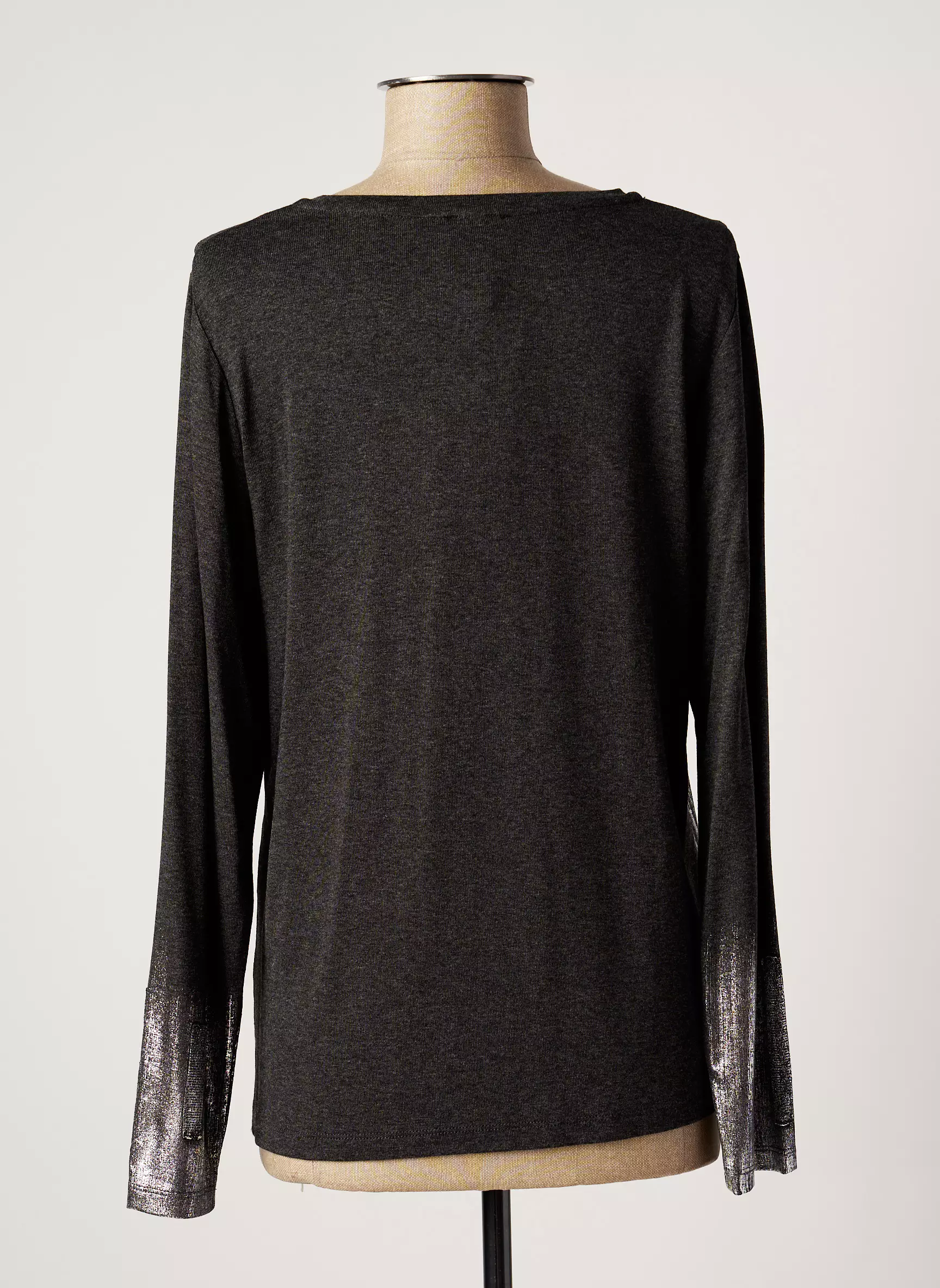 Guy Dubouis Tshirts Femme couleur gris