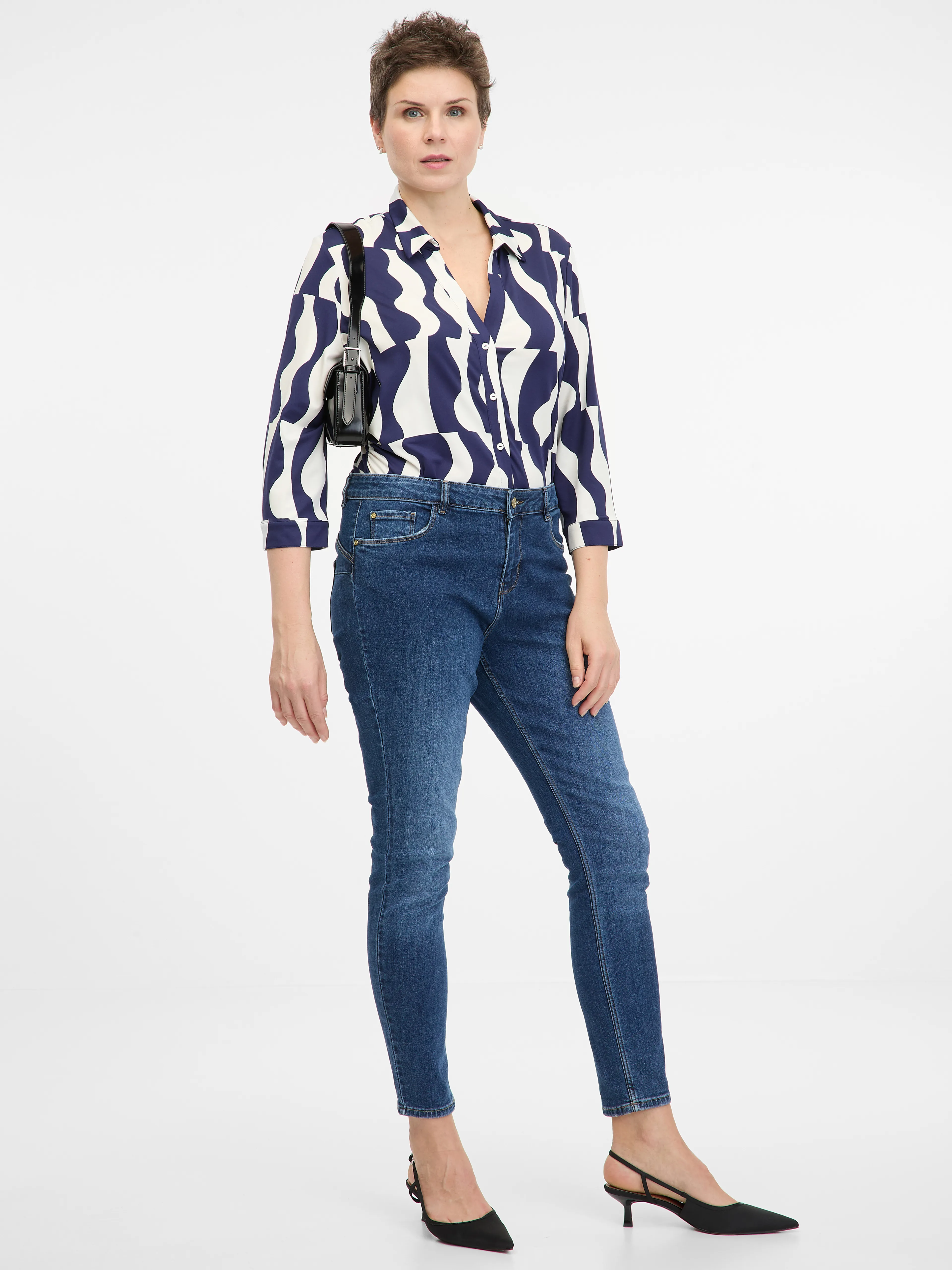 Dunkelblaue Damenbluse mit Kragen ORSAY