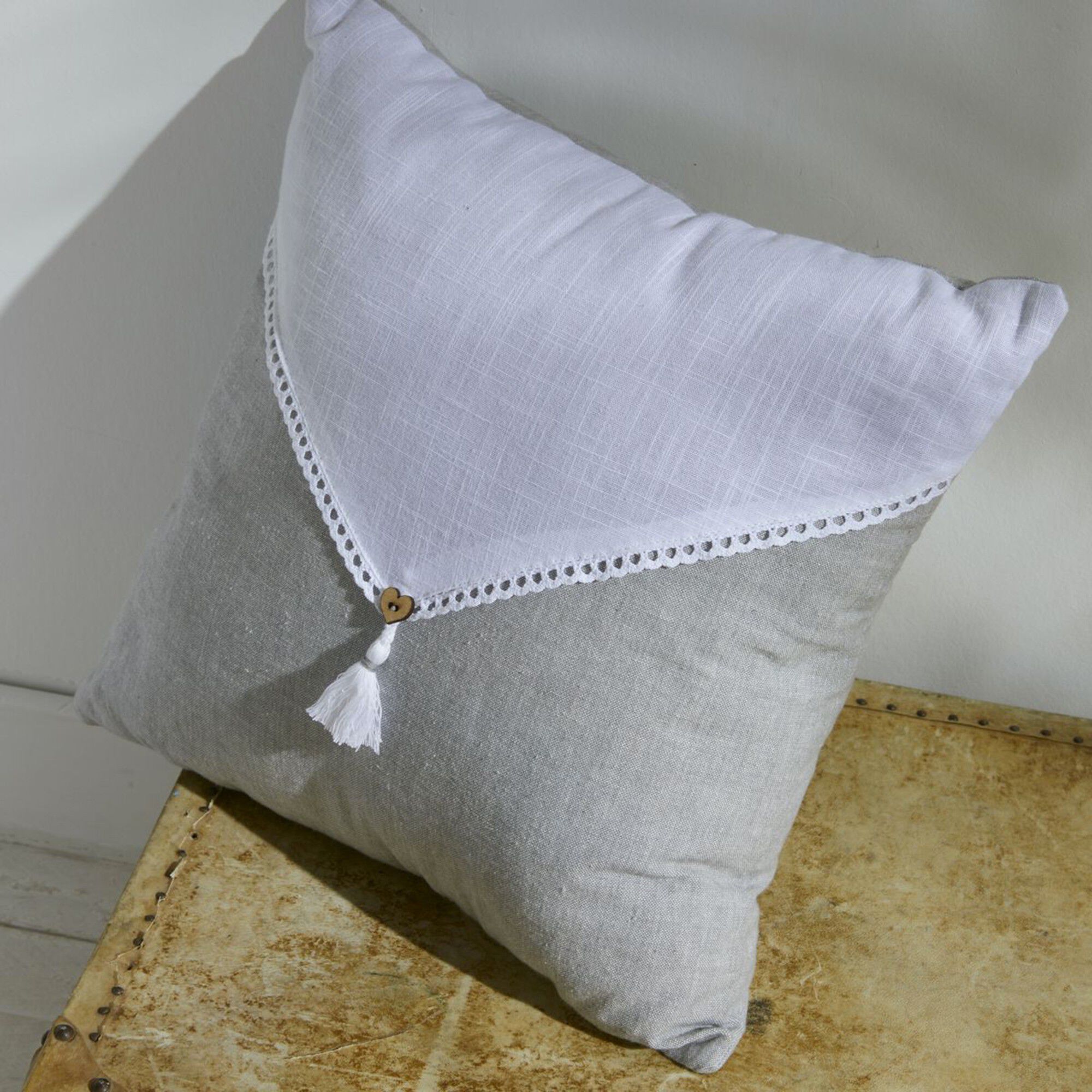 Coussin pompon
