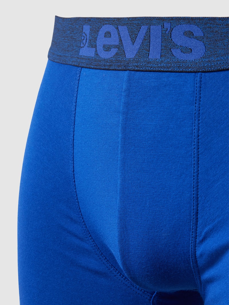Jacke mit seitlichen Eingrifftaschen in royalblau