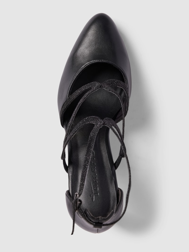 Pumps mit Riemchen in schwarz