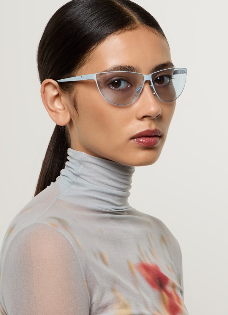 Fendi Retro sunglasses FE40138U
