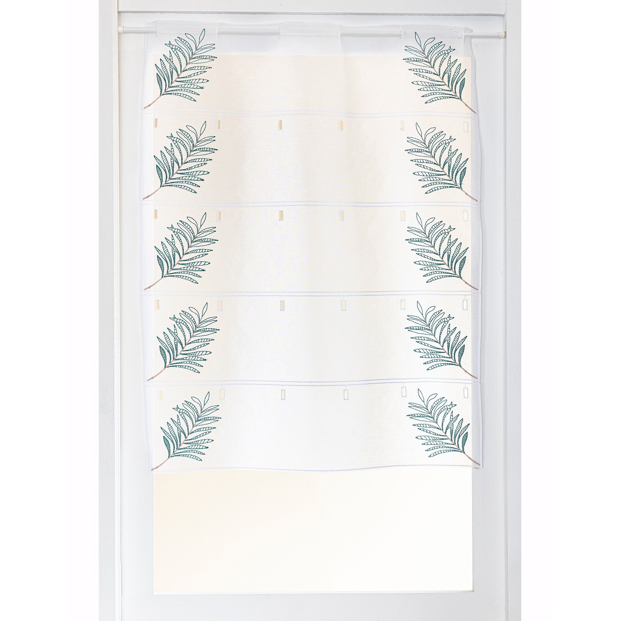 Voilage modulable en hauteur broderie feuilles de palmier