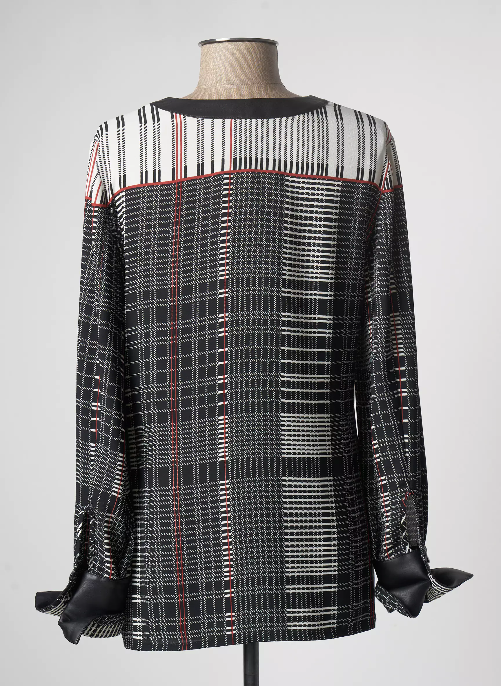 Nathalie Chaize Blouses Femme couleur noir