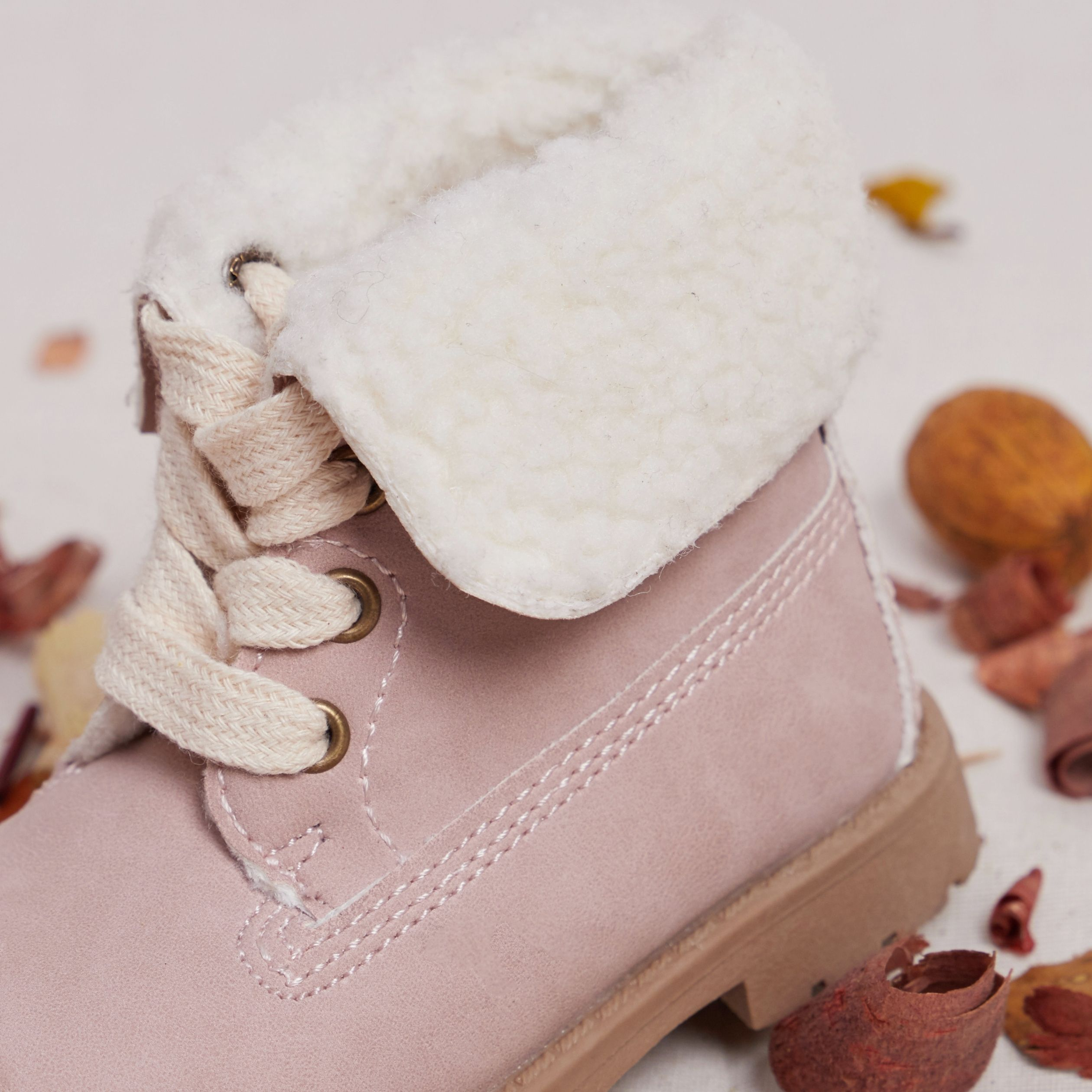 Bottines à fausse fourrure rose bébé fille | La Halle