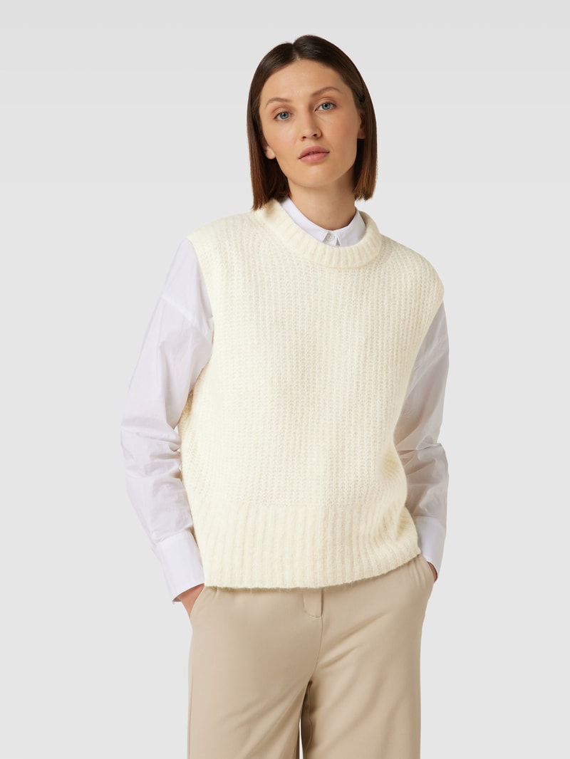 Strickpullunder mit Rundhalsausschnitt Modell 'Pjaromo' in ecru